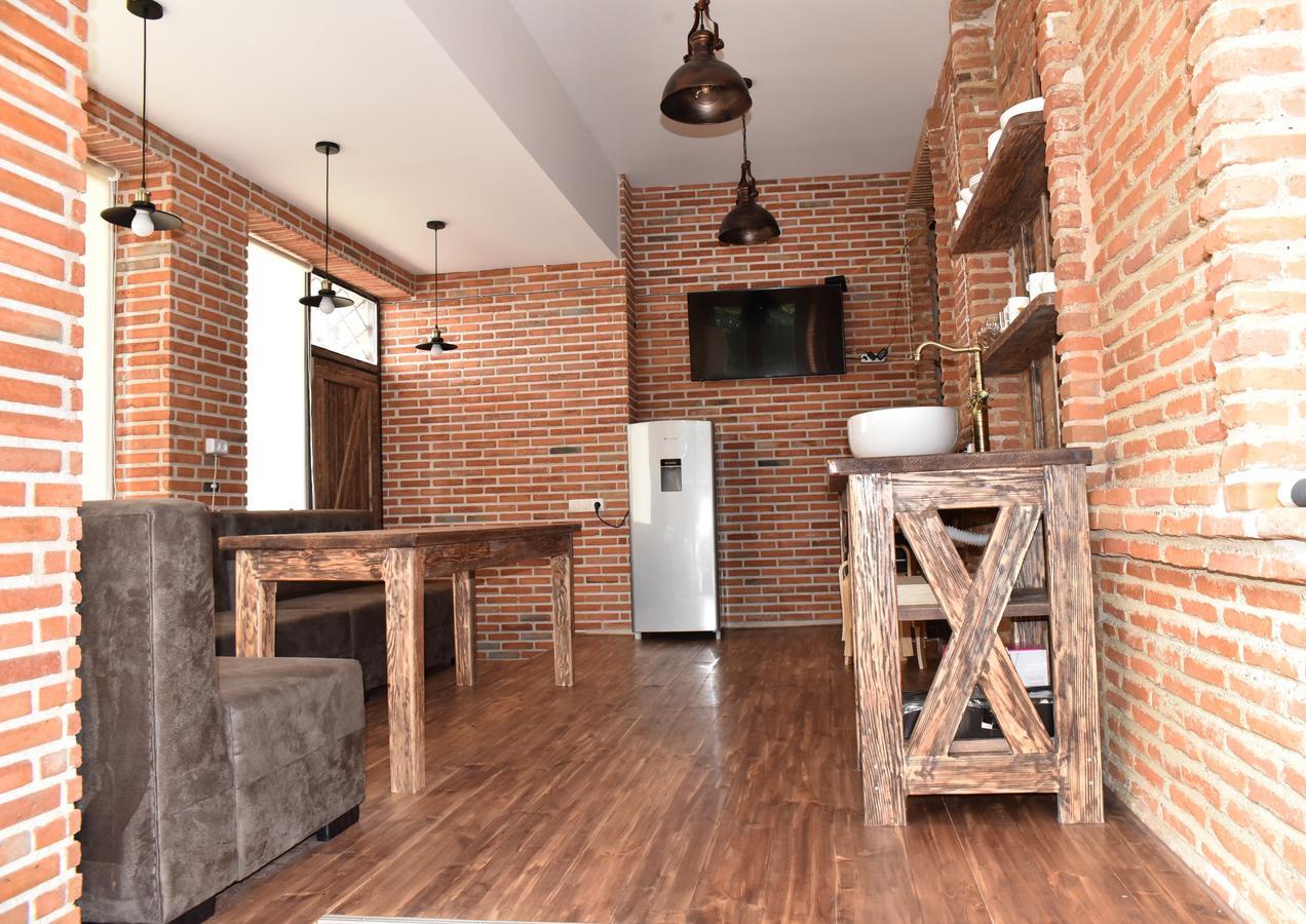 ホテル Old Chache House テラヴィ エクステリア 写真