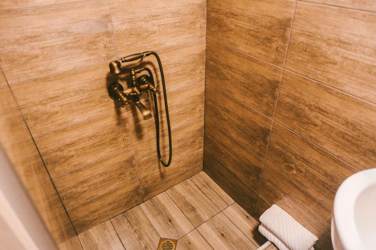 ホテル Old Chache House テラヴィ エクステリア 写真